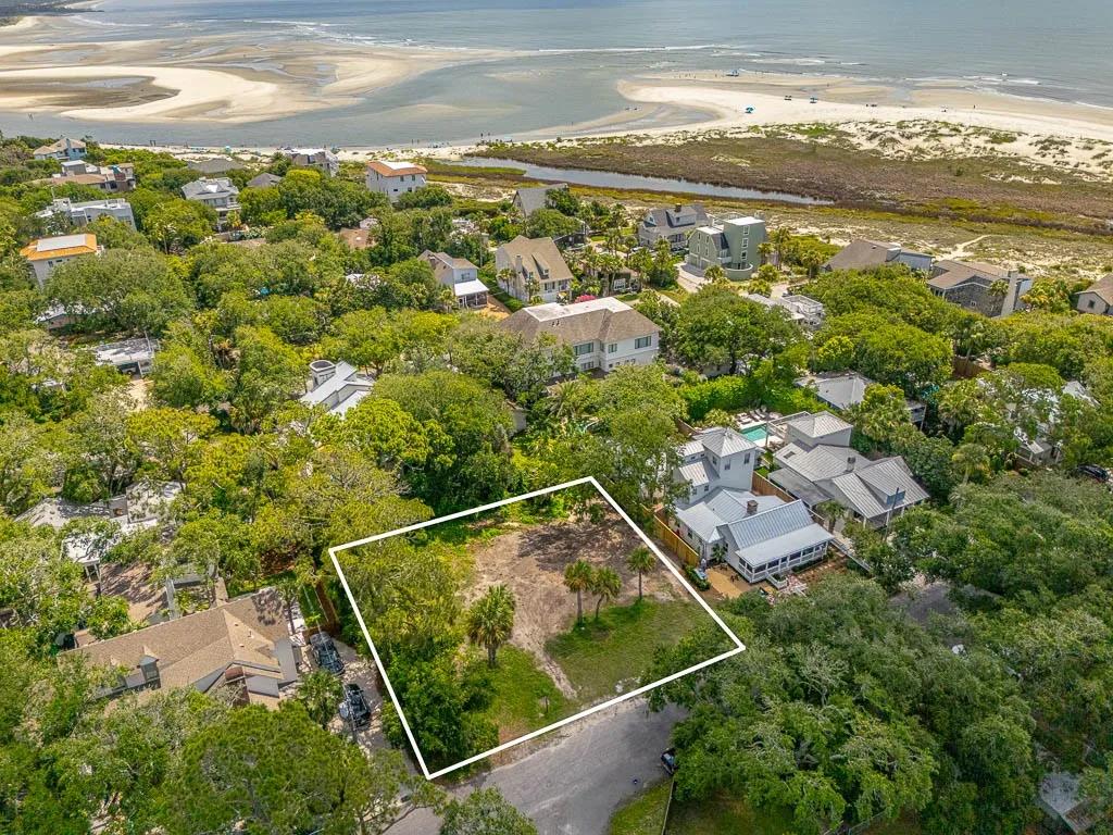 Online Auction - One of East Beach's Last Buildable Lots!