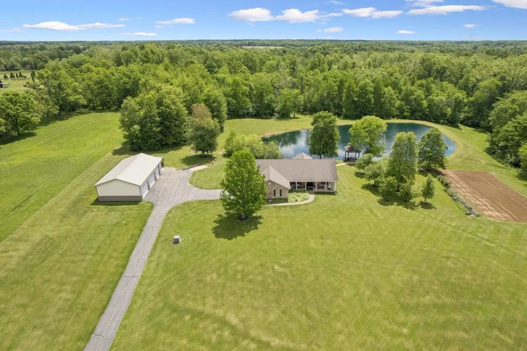 32 acres with House- Clermont County