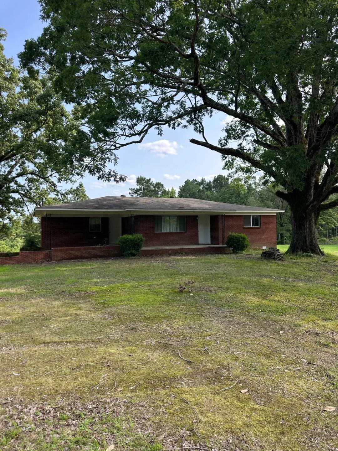2BR-1.5BA Remodeled Brick Home, 3,600 sq ft Shop on 5+/- Acres