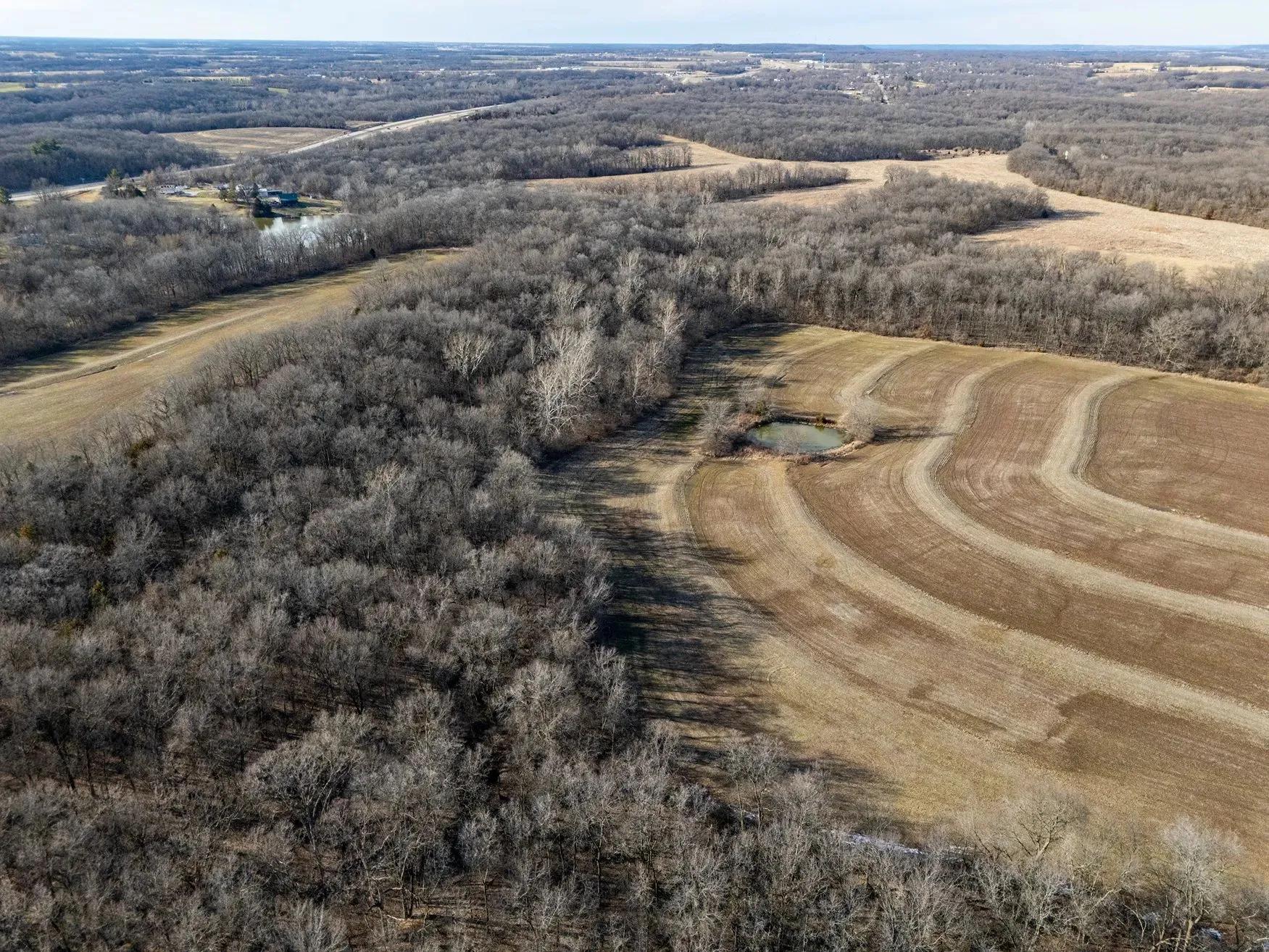 6584779-8