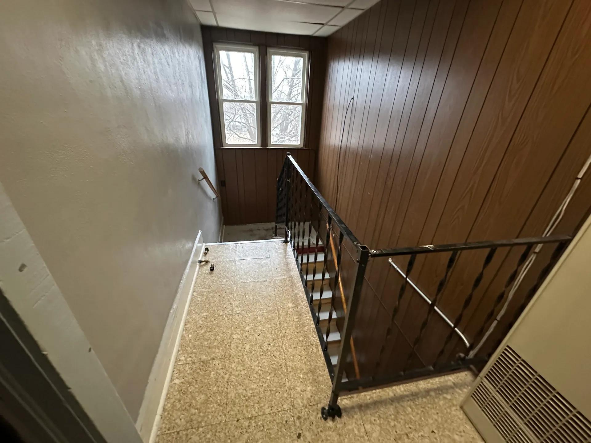 6585303-13