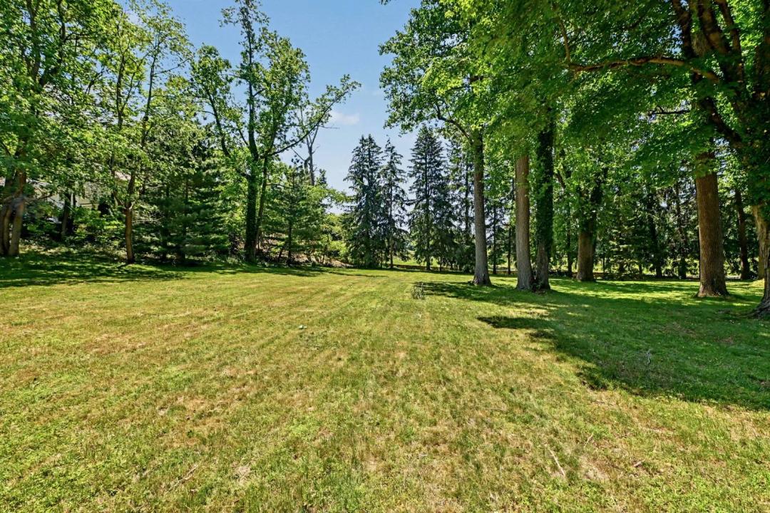 Rare .83-Acre Parcel | Hartsdale, NY