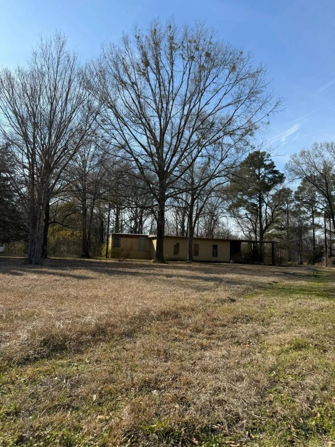 Land / Large Lot with improvements