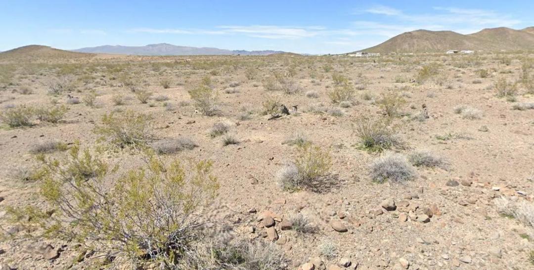 PERFECT LOT IN DOLAN SPRINGS AZ