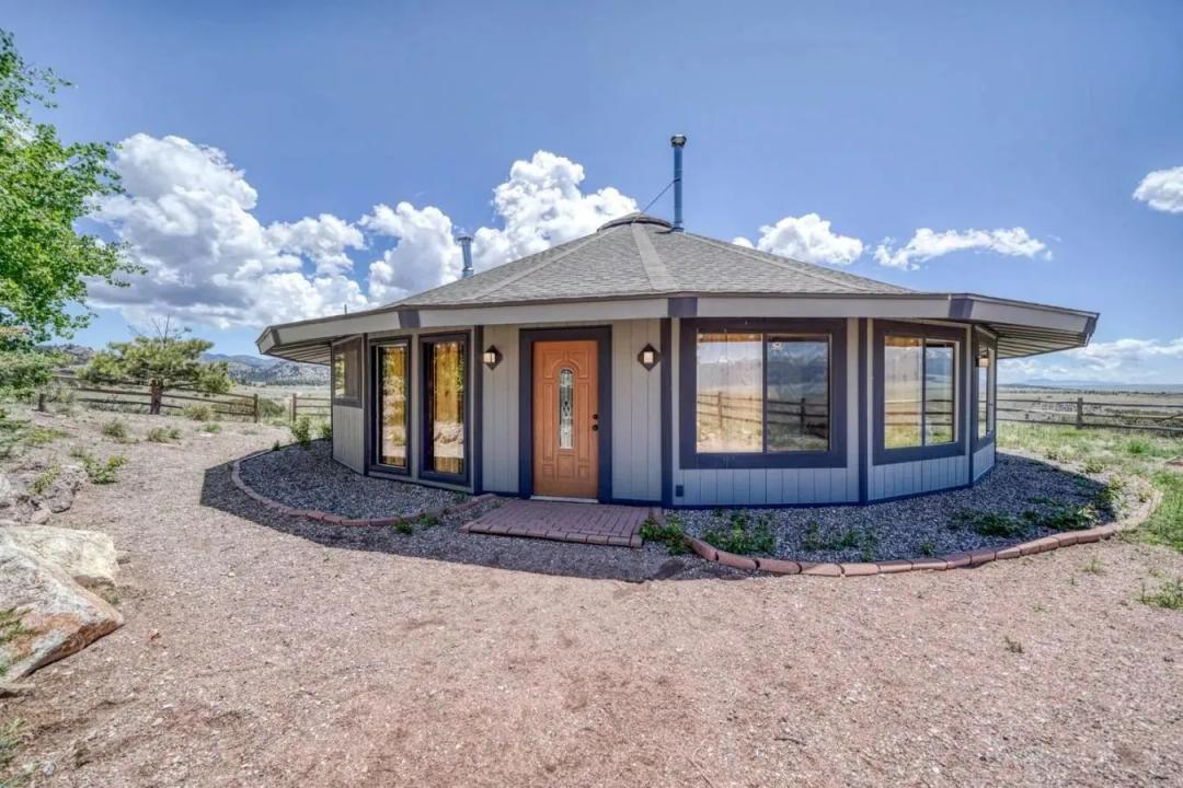 Geodesic Home on 35 Acres with No HOA