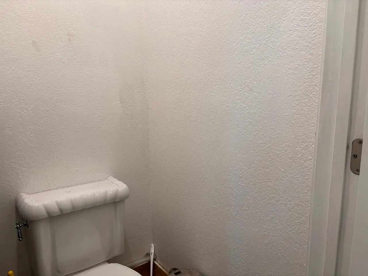 66976718-30