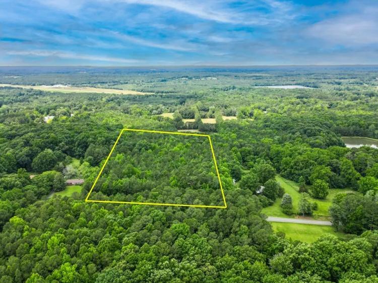 9.39 Acres at  John Emerson Road