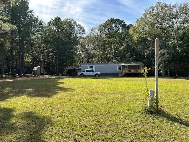 Mobile Home on 1.49 Acres | Summit, MS