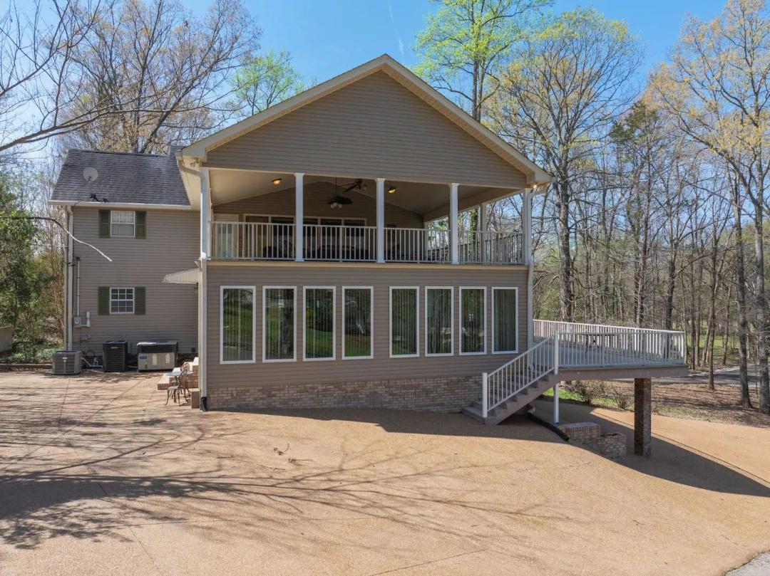 River Front Home TN