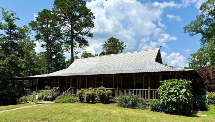 A Home on 42 Acres in Choctaw County, MS 