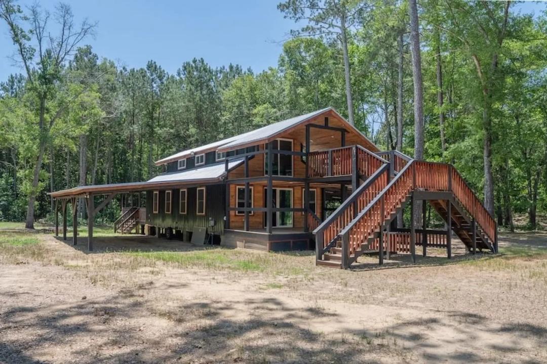 UPDATED!!  Premier 39.74 Acre Riverfront Retreat & Hunting Cabin in Edgecombe County NC! 