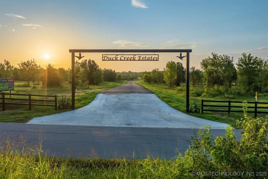 011 W 195th Street S Mounds, OK 74047