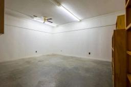 68584343-7