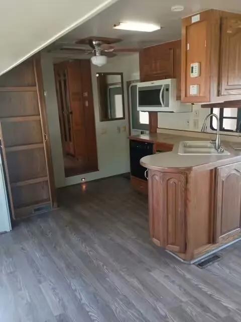 Affordable 1br RV Retreat Near Disney in Great Oaks RV Park | Kissimmee, FL