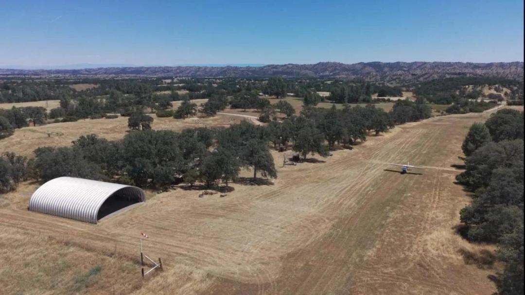 Weekend fly-in retreat or forever home.