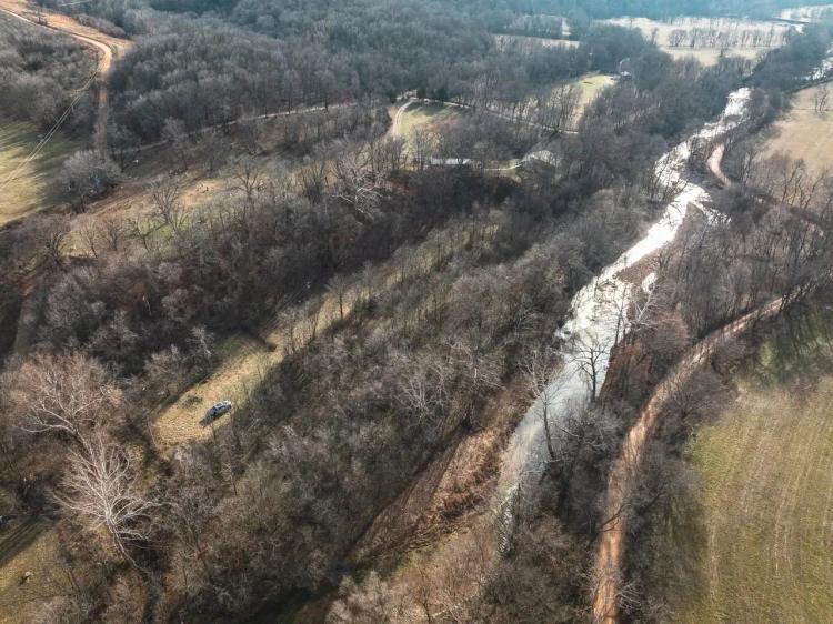 Buffalo Creek Lodge 145