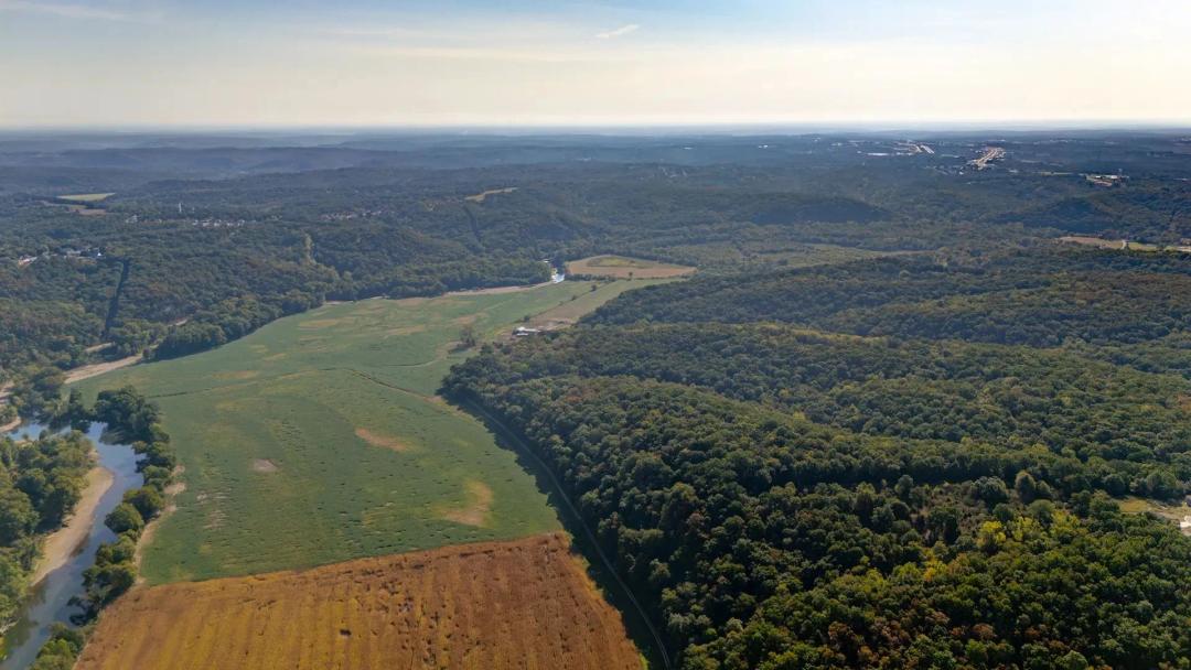 Secluded 132± Acre Retreat with Custom Home and Premier Hunting - Pulaski County