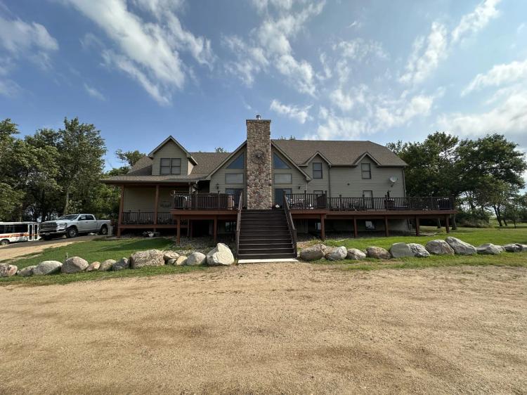 Hidden Hill Lodge