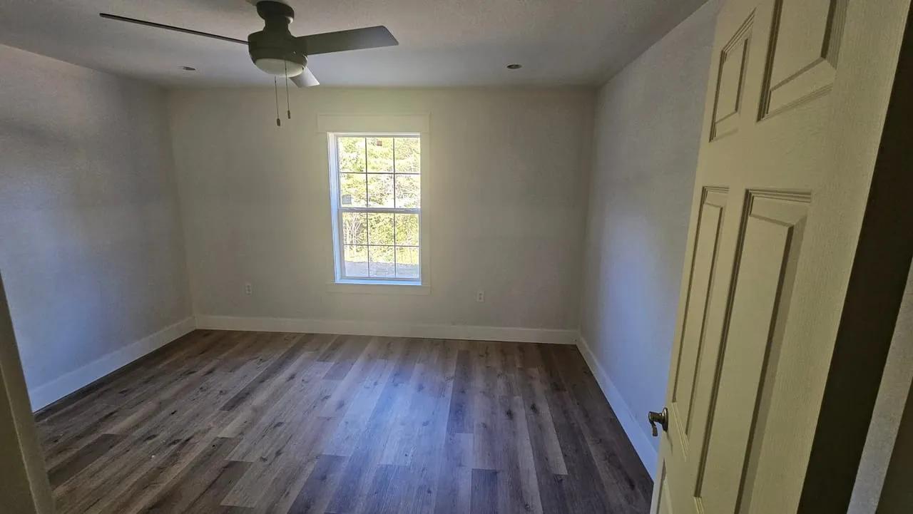 69577611-19