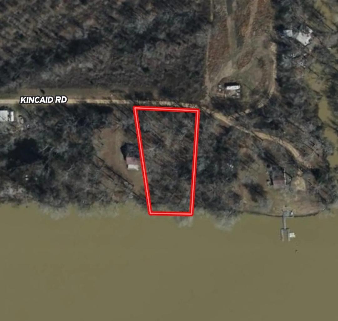 Undeveloped lot on Black River Lake