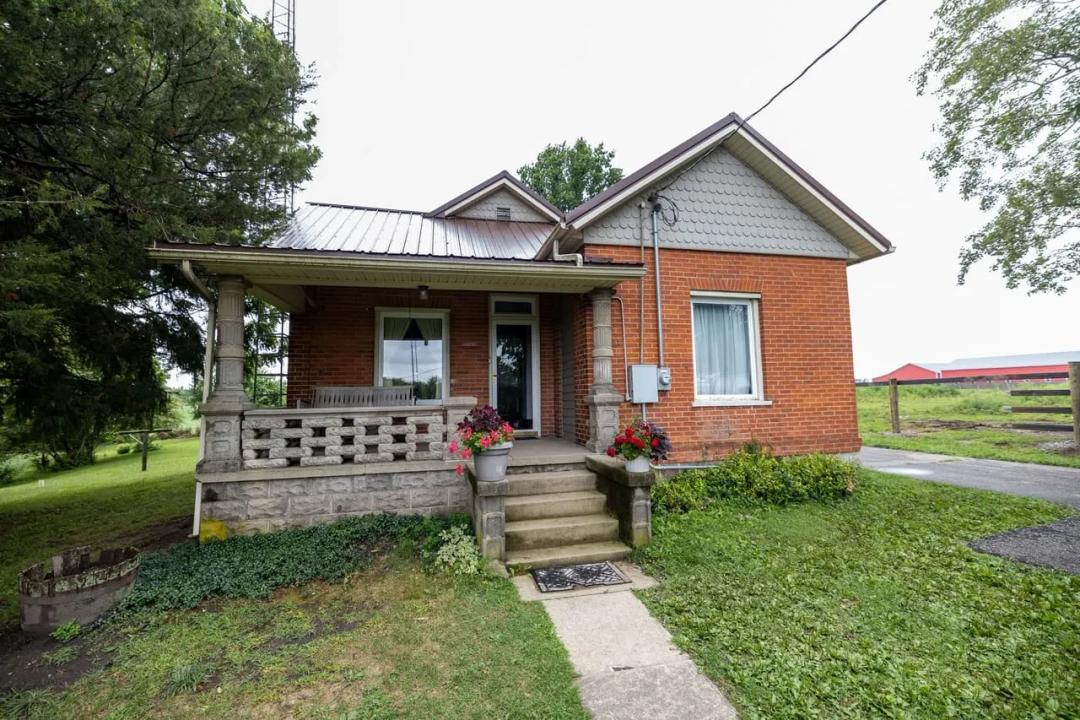 For Sale - Farm Home on 1.5 Acres - Macy/Gilead Indiana - Miami County