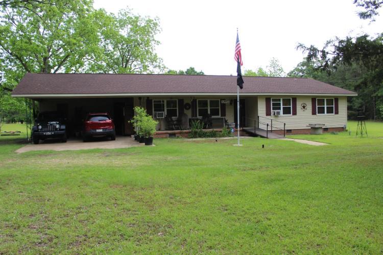 Beautiful Country Living located on 4040 N Mt. Zion Road, Greenville Ala.