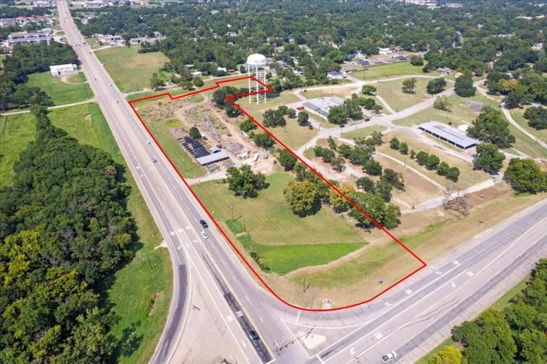 PRIME COMMERCIAL LOCATION!! FANNIN COUNTY, TEXAS