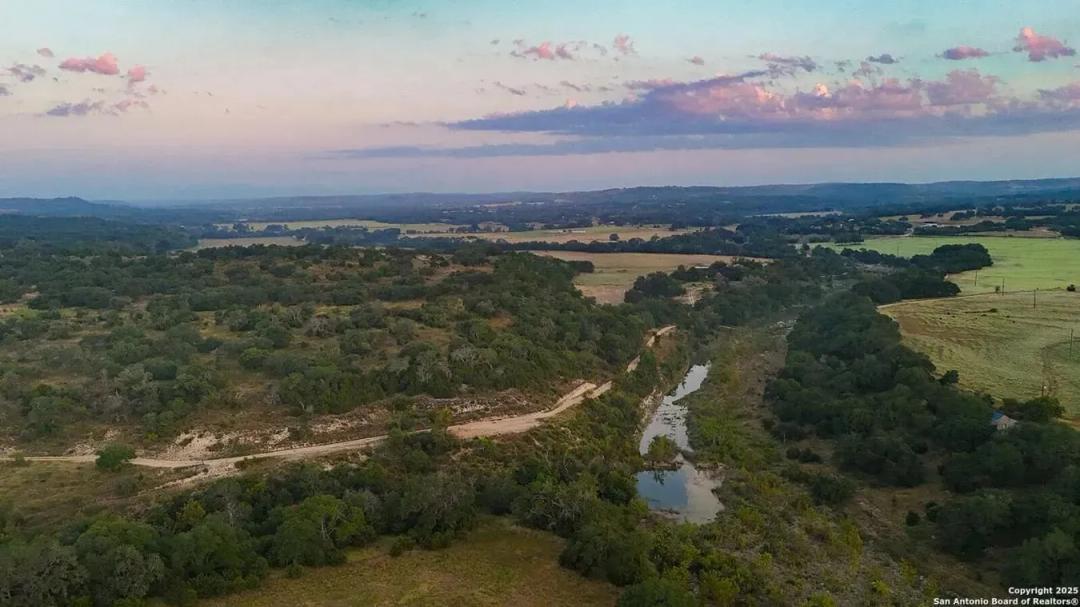 3067 Ranch Road 1888