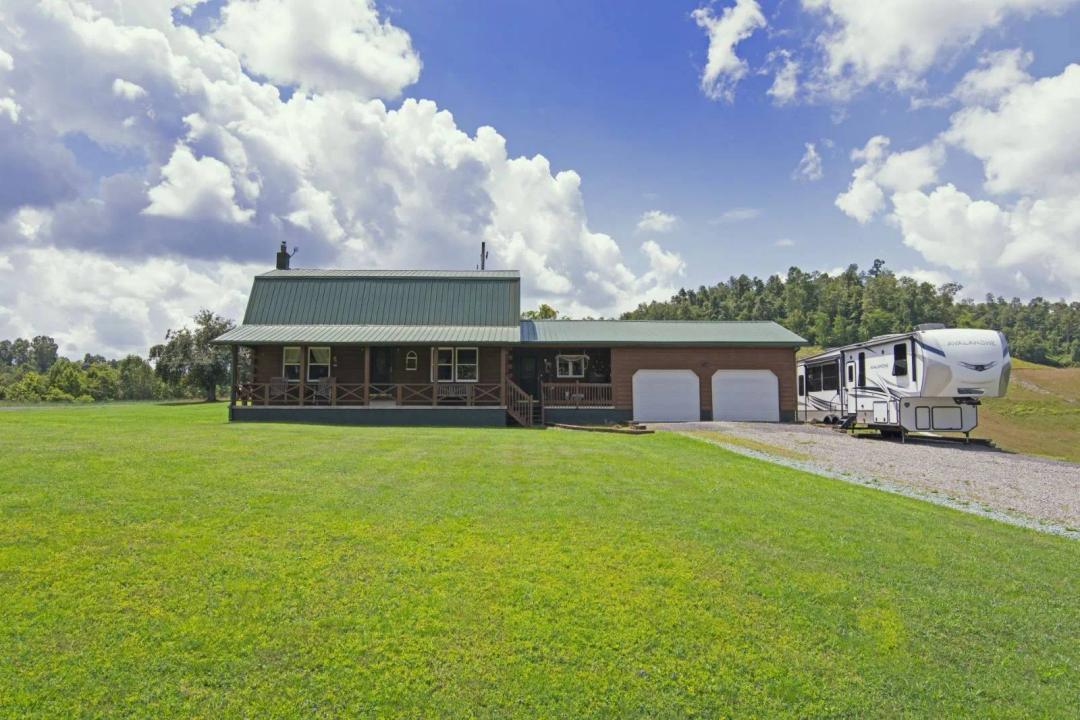 153.00 Acres at 566 Ellison Ln