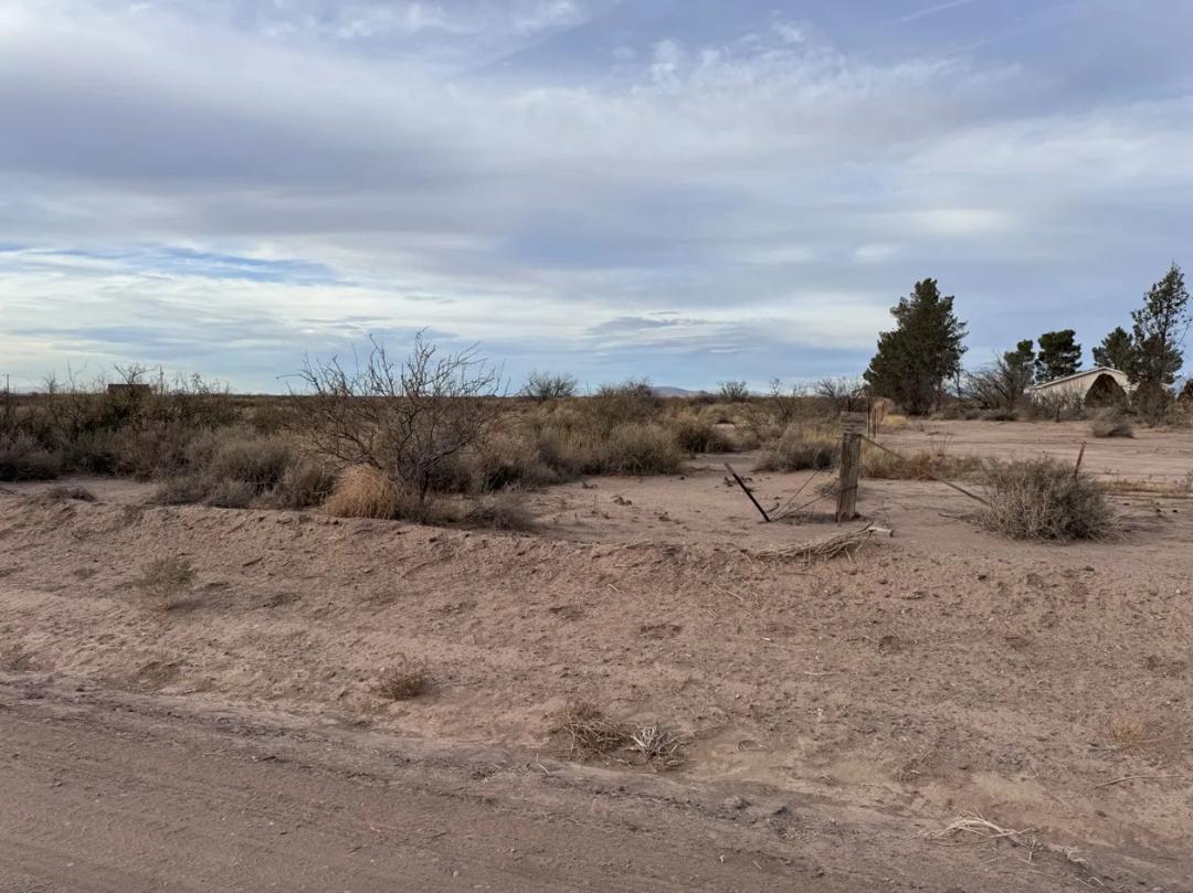 Southwestern Homesites - Scenic Sunny New Mexico - Several to choose from