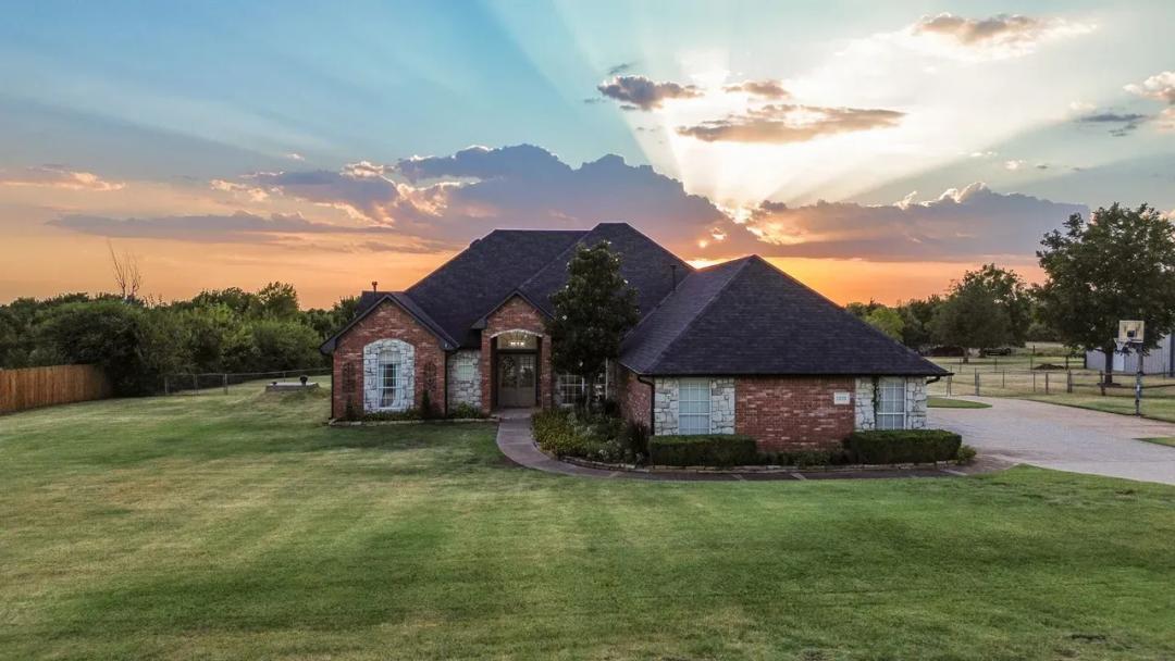 Mustang, OK Home on 1.2 Acres with Pool & Shop