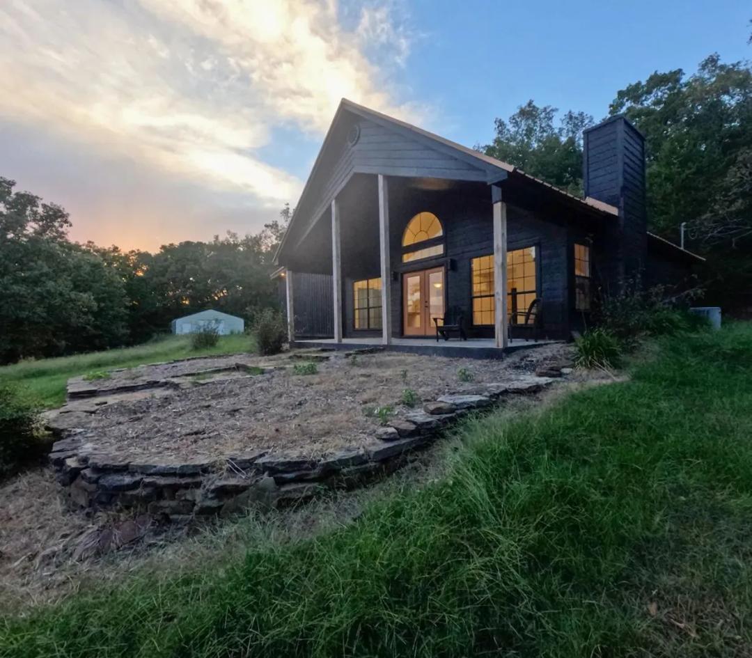 A Home on 8.1 Acres in Faulkner County, AR