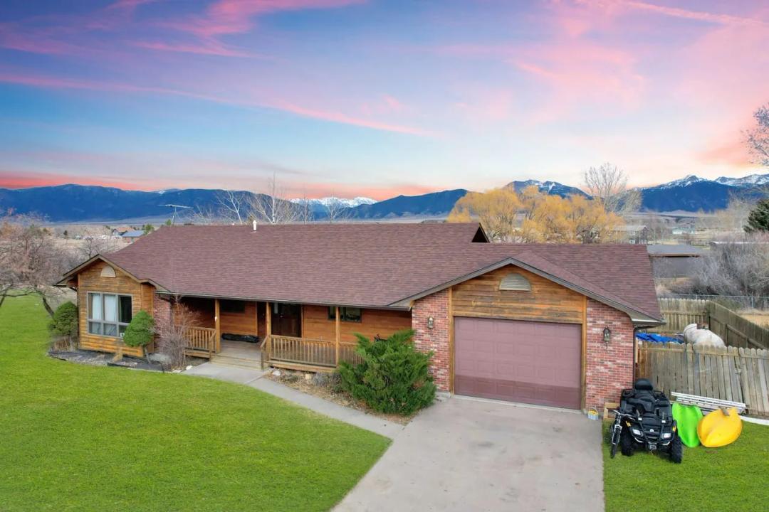 MOORES CREEK - 2 bed & 2 bath