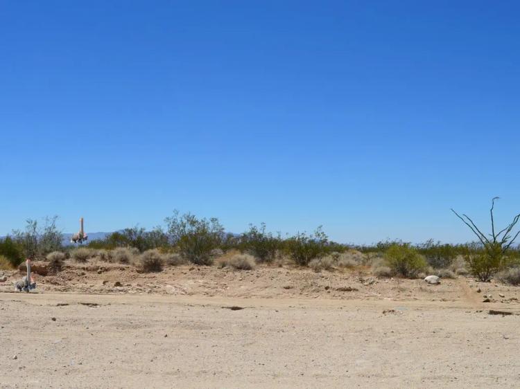 Over 1/2 Acre Mohave County, Arizona