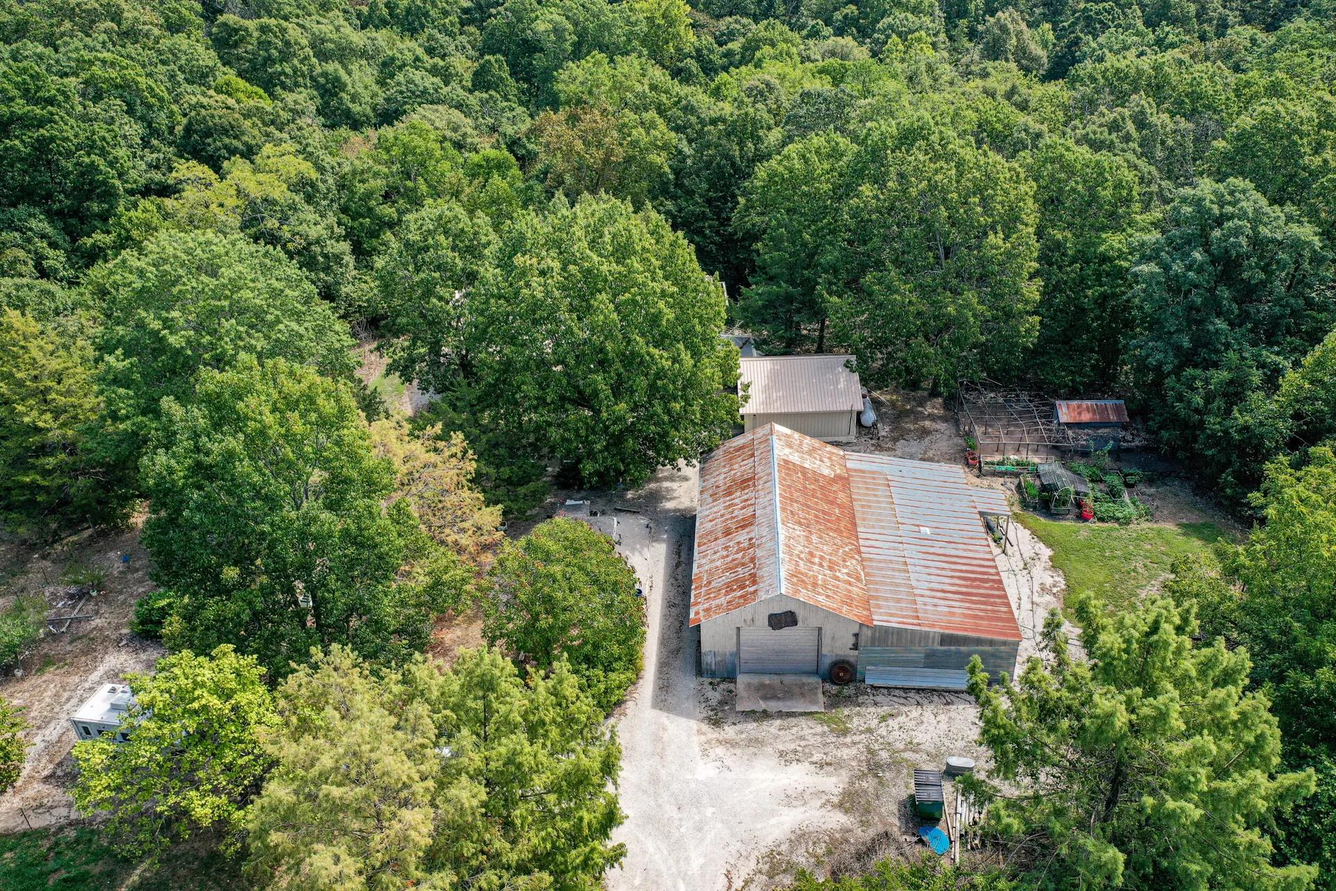 72374899-34