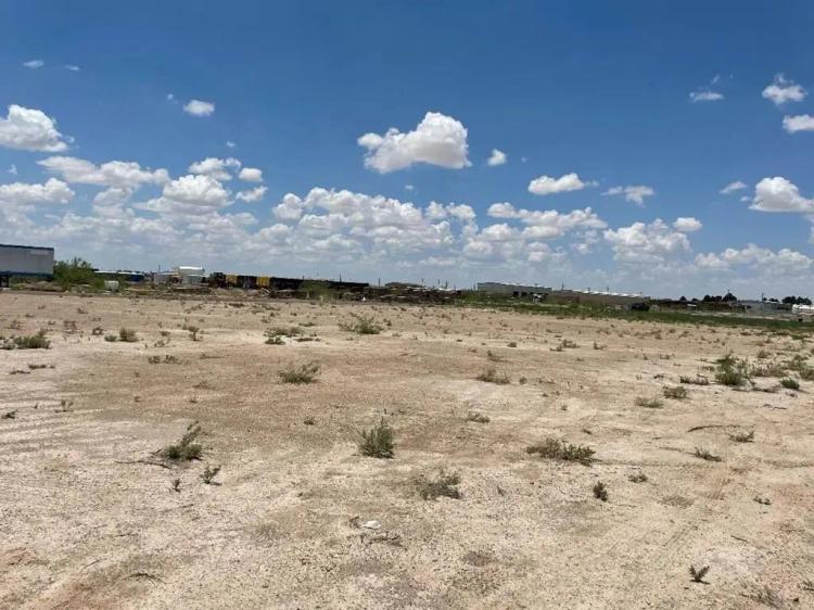 2315 Other Pecos, TX 79772 - $3,000/mo Lease