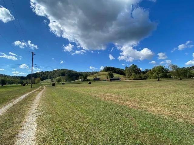 SUPER NICE FARM:106+/-AC (40+/-AC CLEARED)CARTER CO.KY$450,000