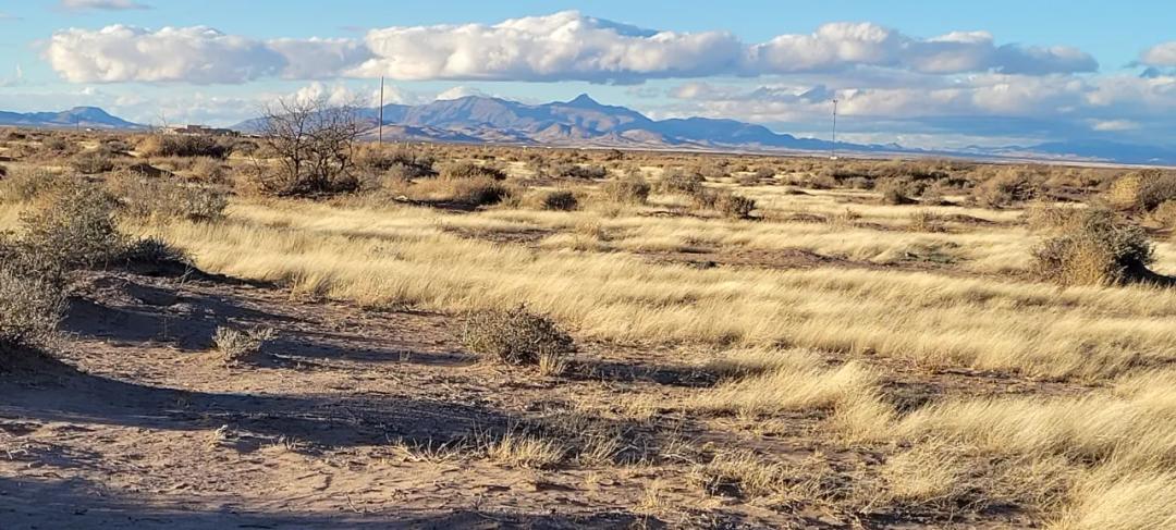 Sunny Southern New Mexico - 2 adjoining lots - Camp RV Build