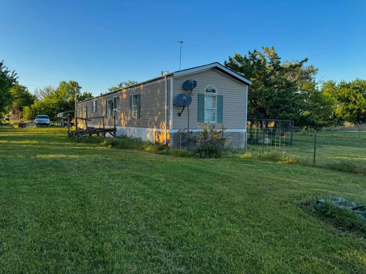3 Bedrooms2 Bathroom on 10.00 Acres at 12250 N Ranch Dr