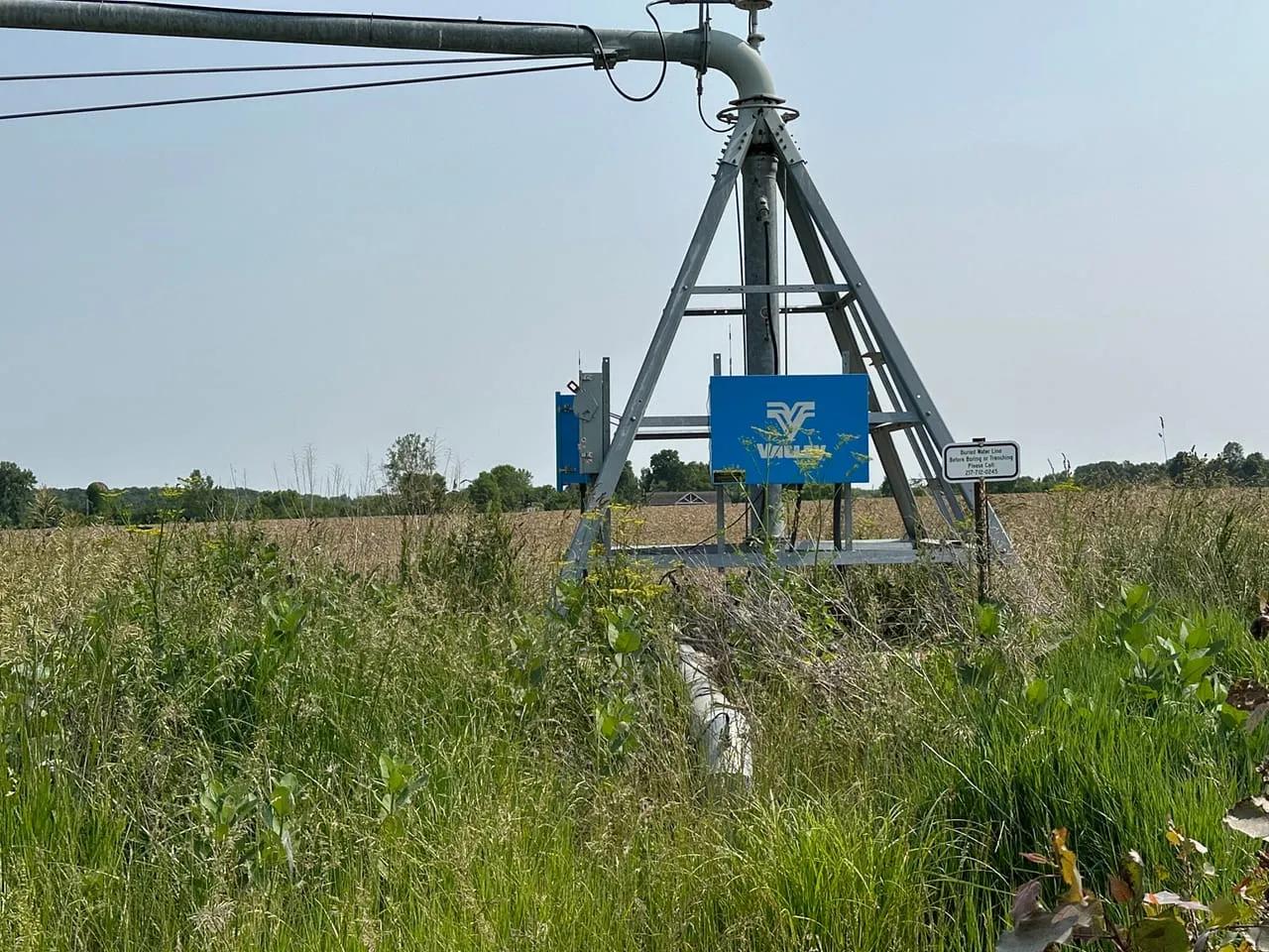 73507679-26