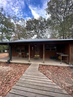 4230 Hinton Pic 2