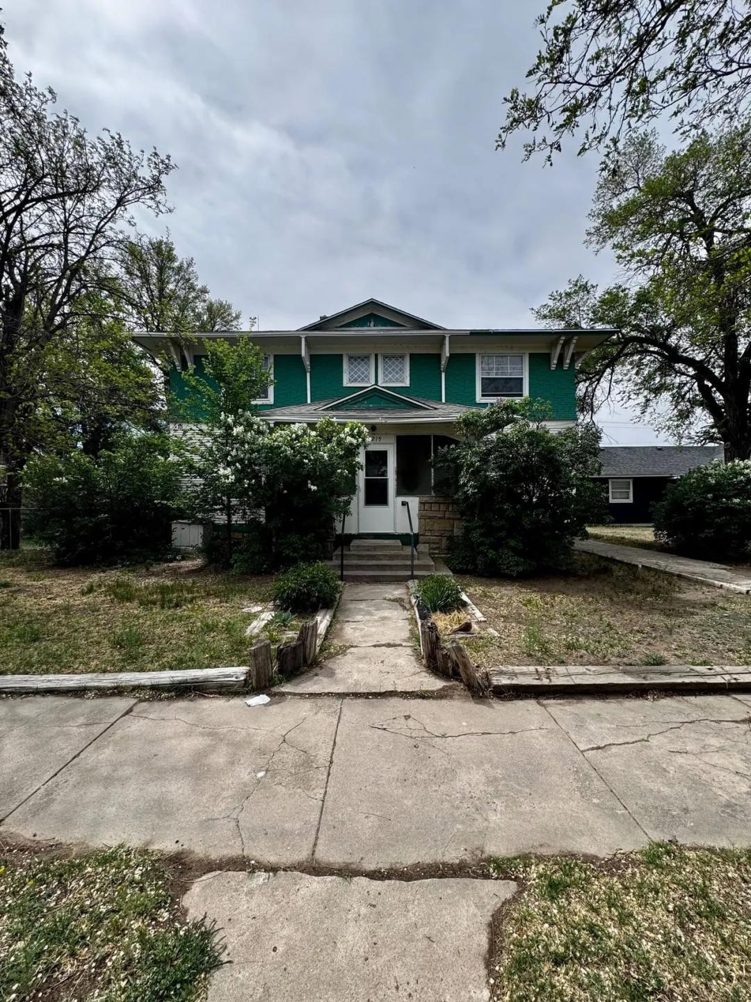 1215 6th Street