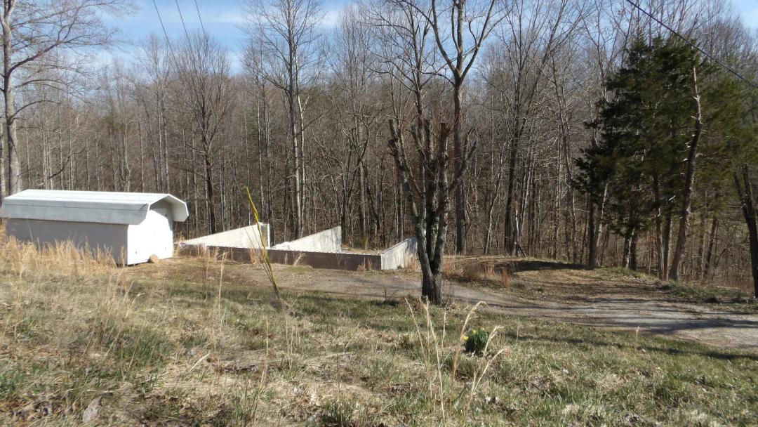 2.50 AC W/ A BLOCK HOME FUNDATION, SEPTIC, ELECTRIC & WATER
