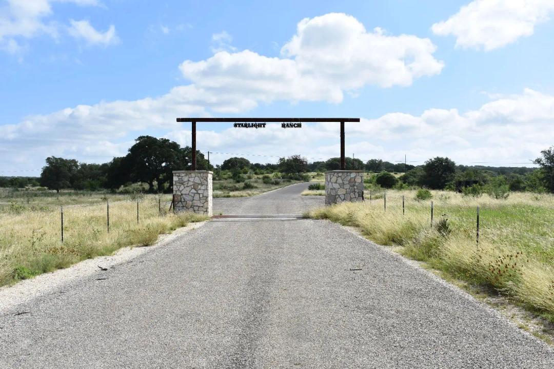 20 acres - Starlight Ranch