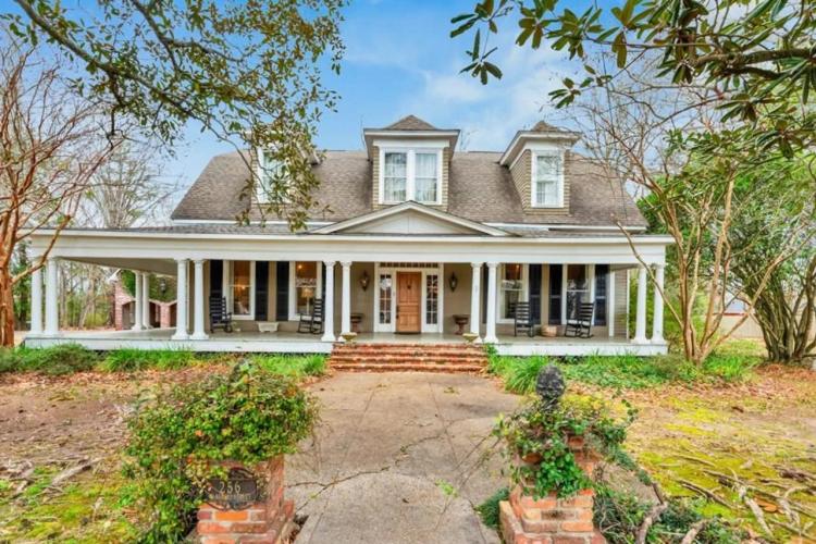 Beautiful Restored Historic Home for Sale in Wilkinson Co.