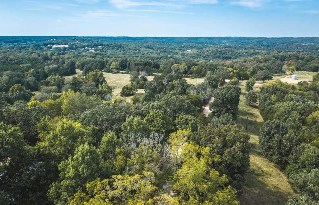 314 County Road 212, Linn, Missouri 65051