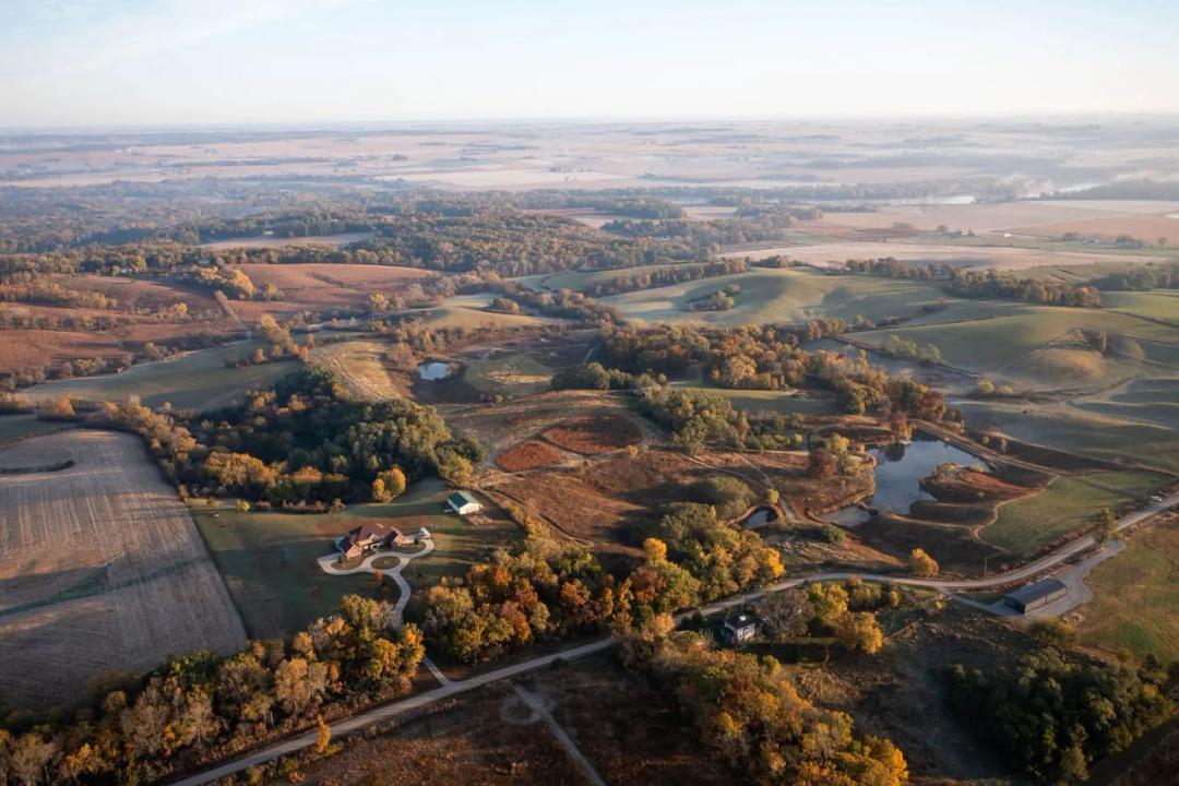 Listing #18724 - 32.16 acres in Cedar County, IA
