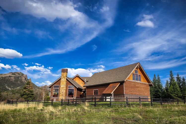 1385 Collyer Drive (824615)