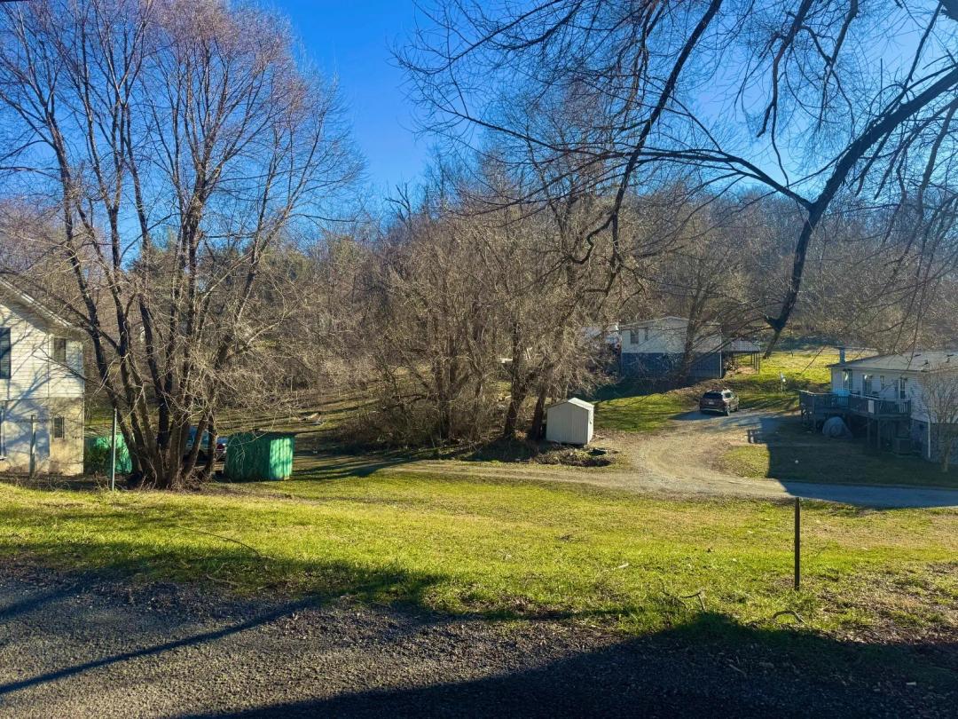 R3 (Multifamily/Residential) In Town of Pulaski!