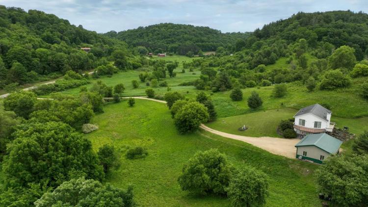 Scenic Country Home & Recreational Paradise Near Wildcat Mountain State Park – 21.78 Acres in Vernon County, WI